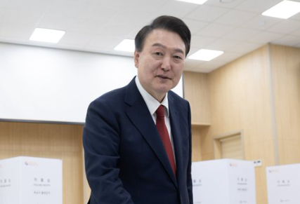 Pengadilan Korea Selatan Batalkan Surat Perintah Penangkapan Yoon Suk Yeol